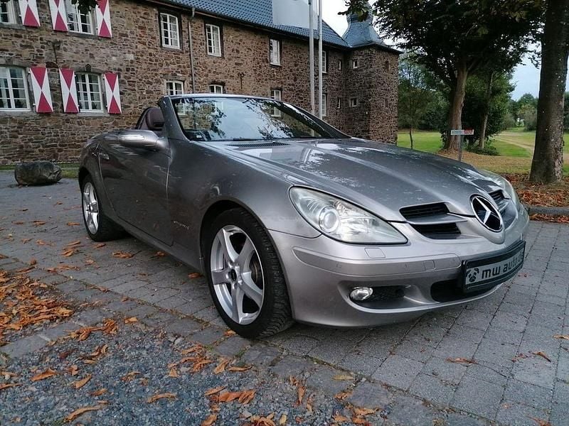 Cubanit Gebraucht 2004 Mercedes SLK200 Cabrio | 8.299 € (Fairer Preis) - Bild 1/4