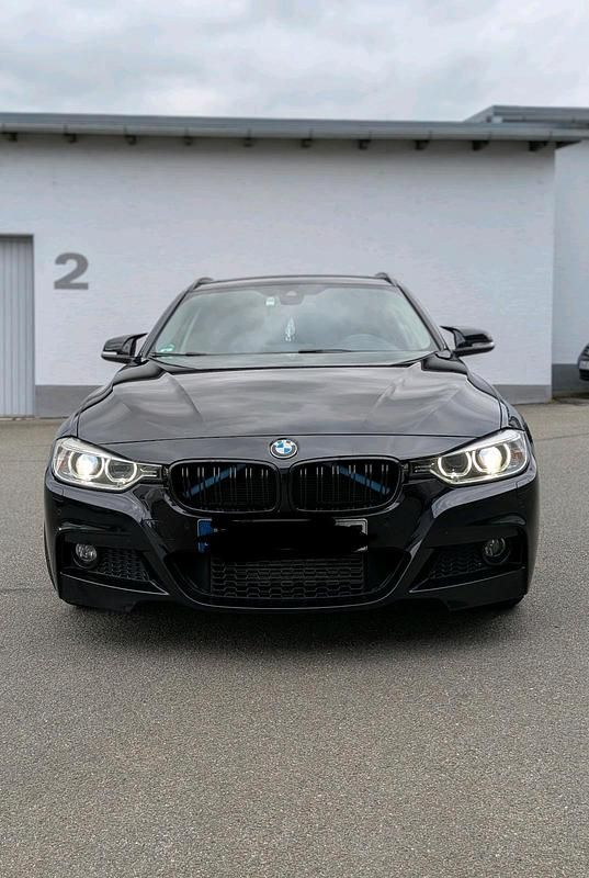 Gebraucht BMW 320 184 PS (135 kW) 2013 Schwarz Kombi