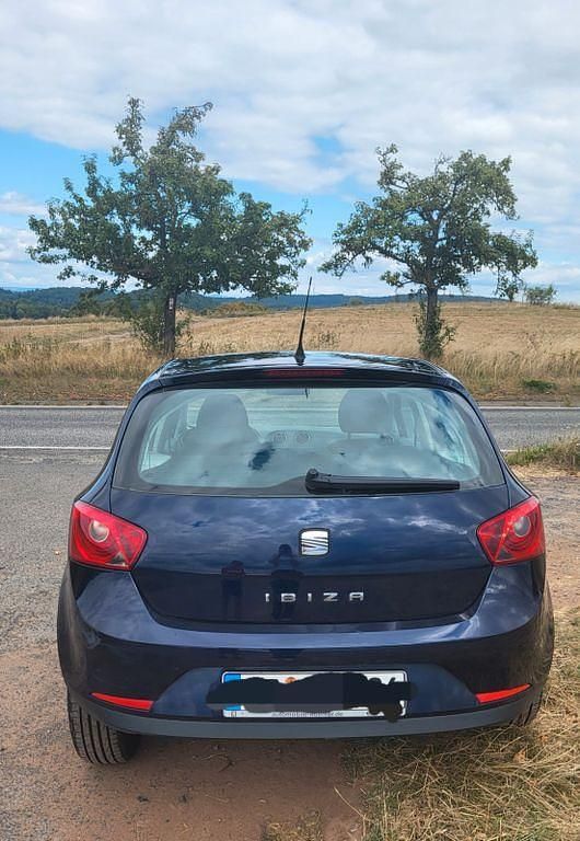 Blau Gebraucht 2009 Seat Ibiza Style Limousine | 1.500 € (Superpreis) - Bild 1/4