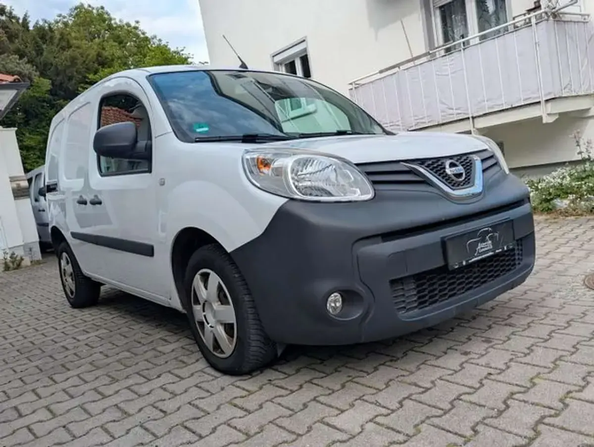Gebraucht Nissan NV250 Comfort 116 PS (85 kW) 2020 Polar white Van