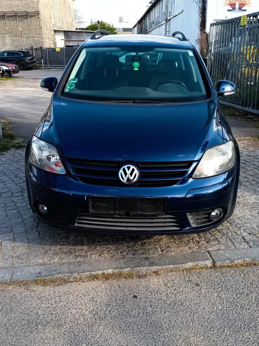 Usata VW Golf 80 CV (58 kW) 2008 Blu Monovolume