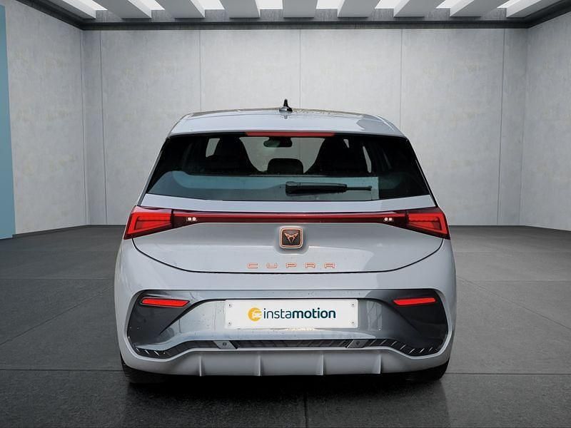 Second-hand Cupra Born 150 kW (204 CP) 2023 Gri Hatchback