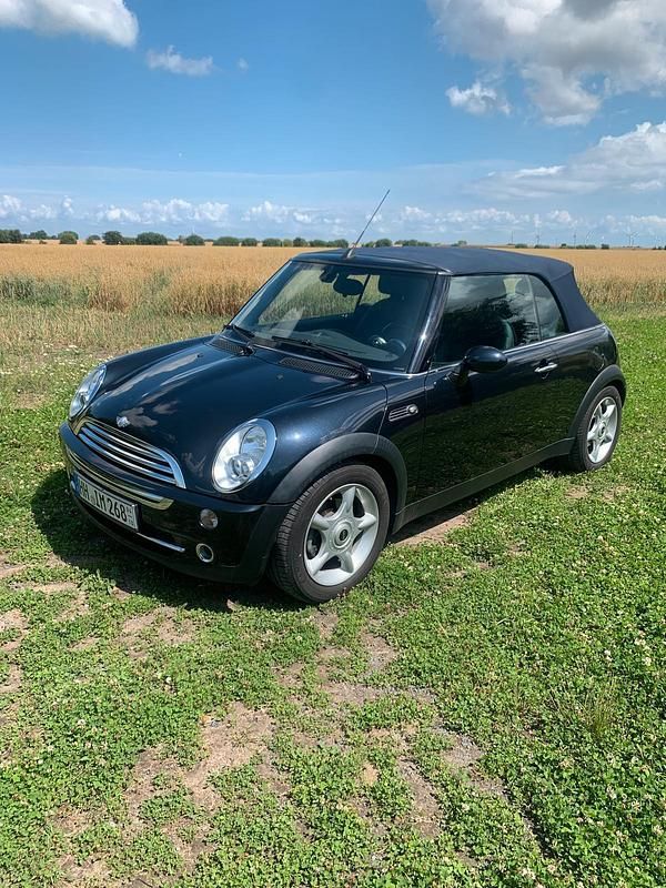 Andere farben Gebraucht 2006 Mini Cooper Cabriolet Cabrio | 7.800 € (Etwas zu teuer) - Bild 1/4