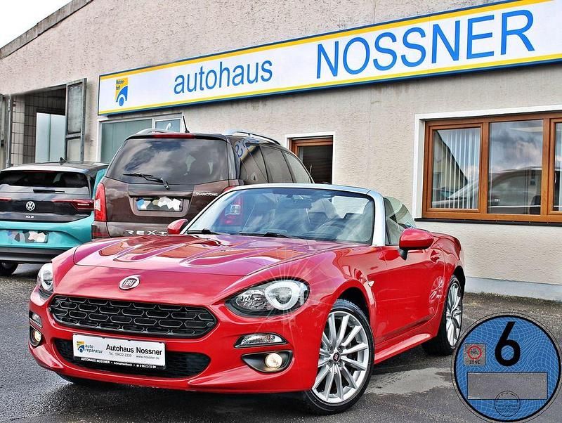 Rot Gebraucht 2016 Fiat 124 Spider Lusso Cabrio | 16.990 € (Fairer Preis) - Bild 1/4