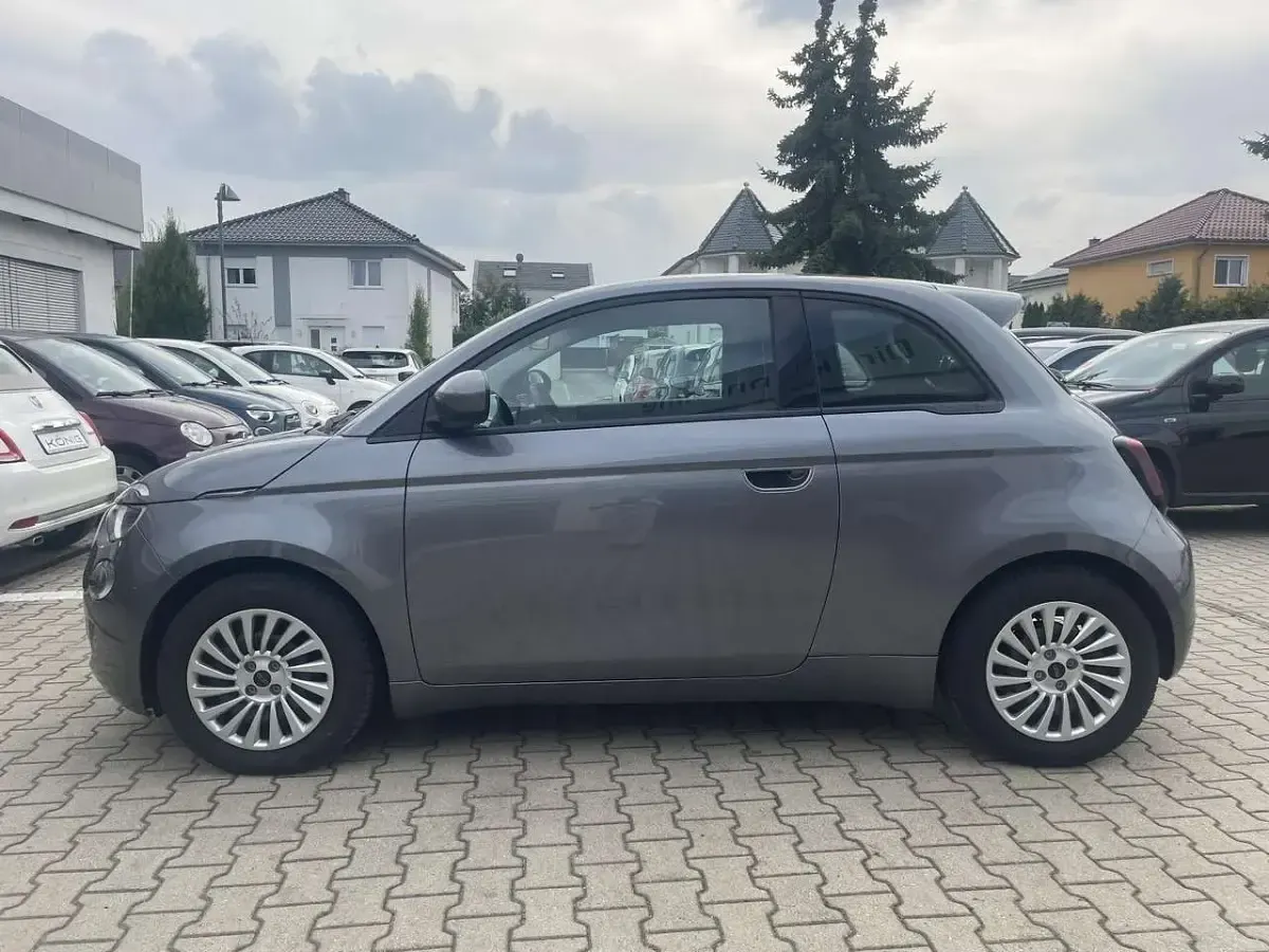 Gebraucht Fiat 500e 86 kW (118 PS) 2023 Grau Limousine