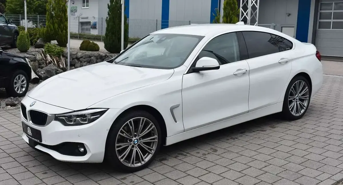 Gebraucht BMW 430 252 PS (185 kW) 2019 Alpinweiss iii Coupé