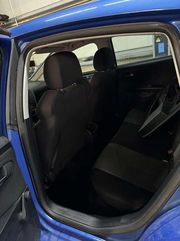 Gebraucht Seat Leon Reference 125 PS (91 kW) 2010 Blau Limousine