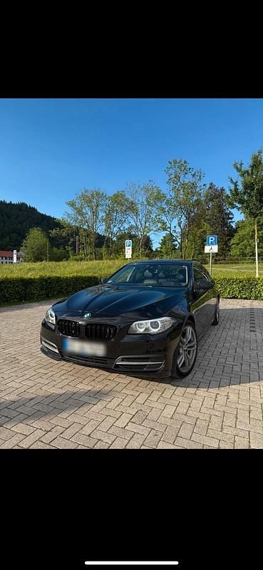 Schwarz Gebraucht 2014 BMW 530 Limousine | 15.000 € (Fairer Preis) - Bild 1/4