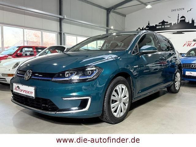 Gebraucht VW Golf 100 kW (136 PS) 2018 Grün Limousine