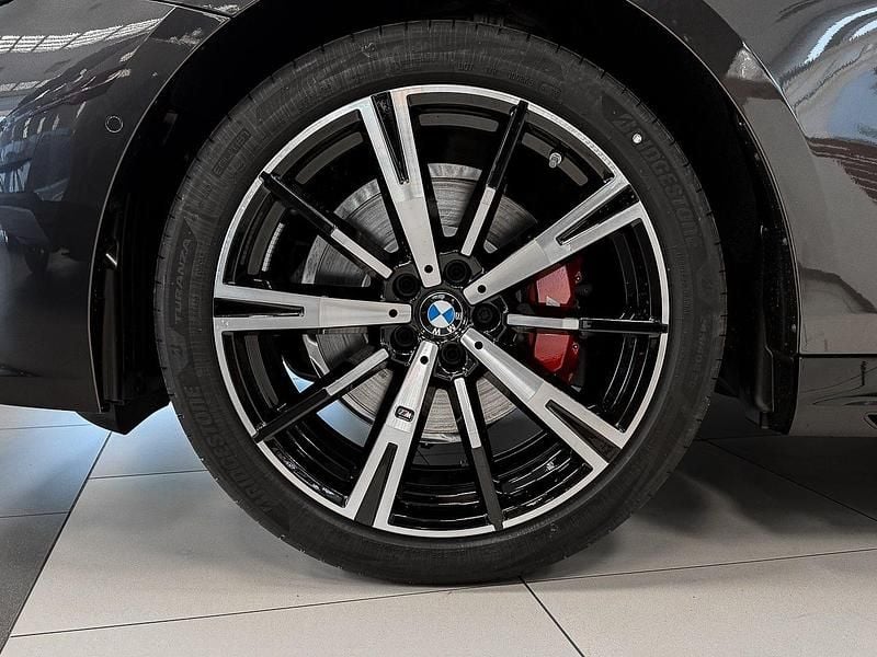 Neu BMW 520 M Sport 197 PS (144 kW) 2025 Grau Kombi
