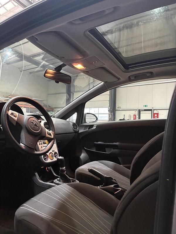 Gebraucht Opel Corsa 80 PS (58 kW) 2007 Blau Kleinwagen