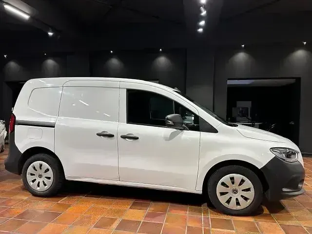 Gebraucht Mercedes Citan 112 116 PS (85 kW) 2022 Weiß Limousine