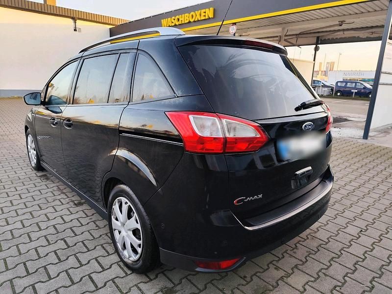 Gebraucht Ford Grand C-Max 125 PS (91 kW) 2016 Schwarz Van / Kleinbus
