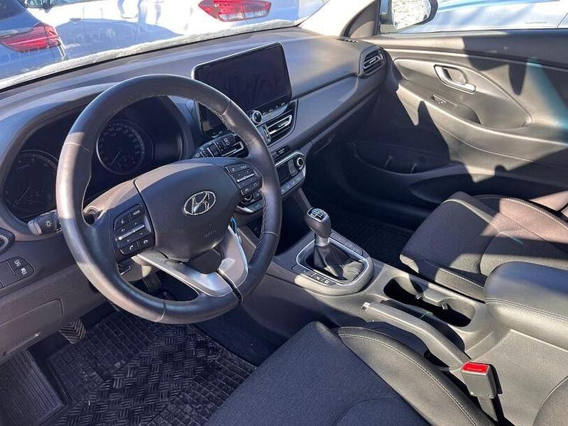 Gebraucht Hyundai i30 159 PS (116 kW) 2022 Weiß Kombi