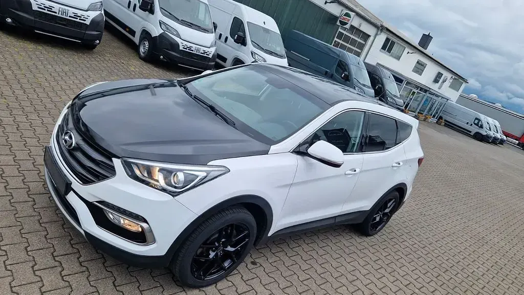 Gebraucht Hyundai Santa Fe Trend 188 PS (138 kW) 2018 Weiß SUV