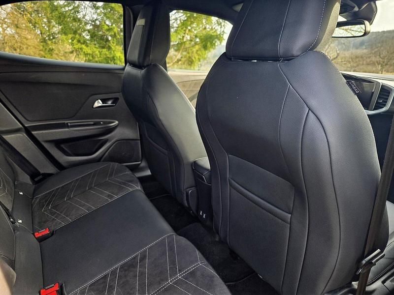 Gebraucht Opel Mokka Ultimate 131 PS (96 kW) 2022 Silber SUV