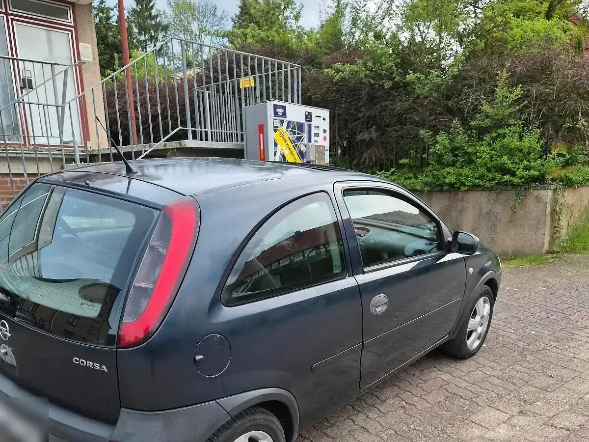 Gebraucht Opel Corsa 58 PS (42 kW) 2002 Blau Kleinwagen