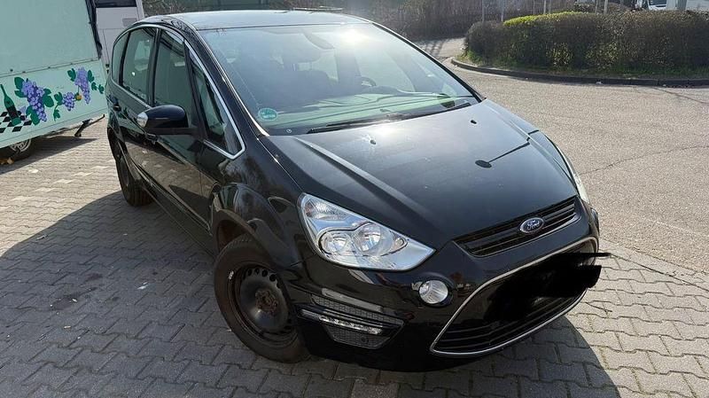 Gebraucht Ford S-MAX Titanium 160 PS (117 kW) 2011 Schwarz Van / Kleinbus