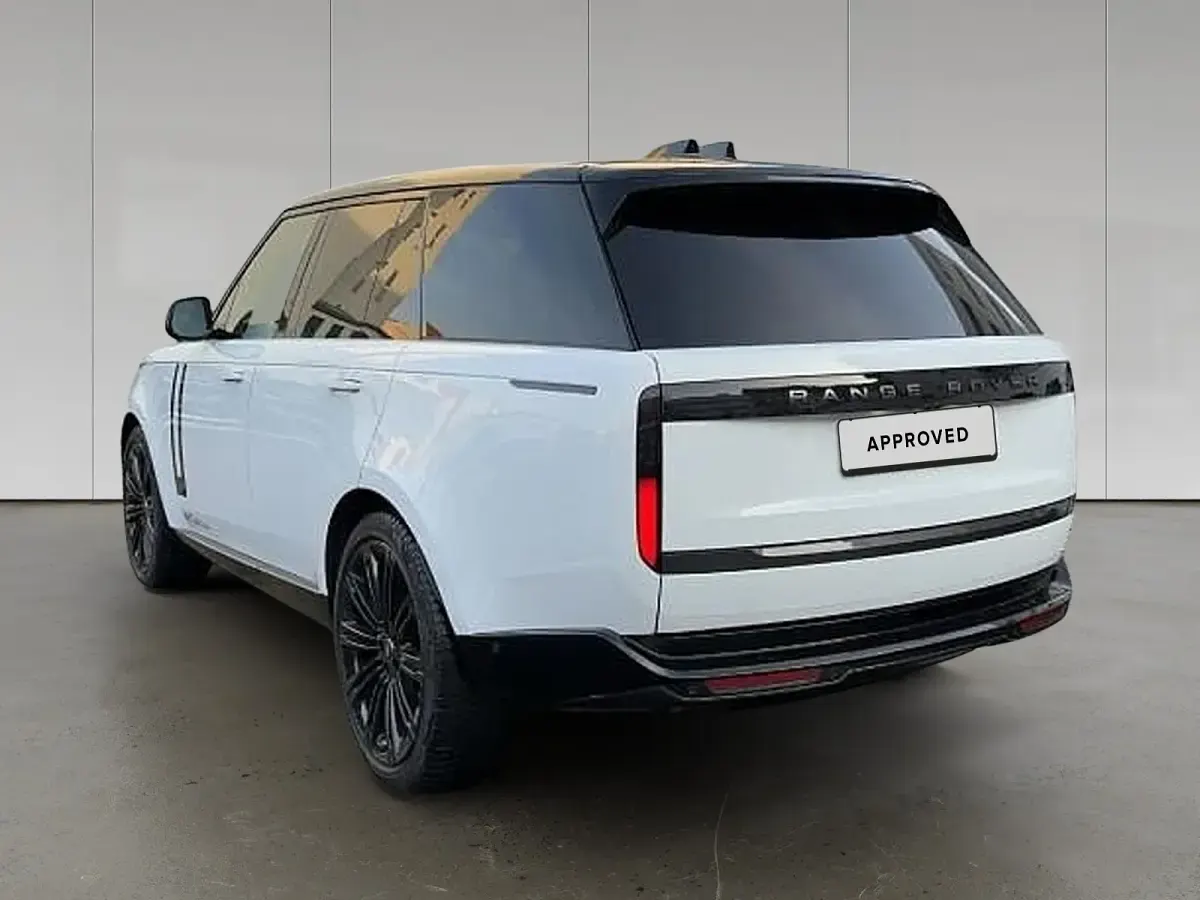 Gebraucht Land Rover Range Rover Autobiography 537 PS (394 kW) 2024 Fuji white SUV