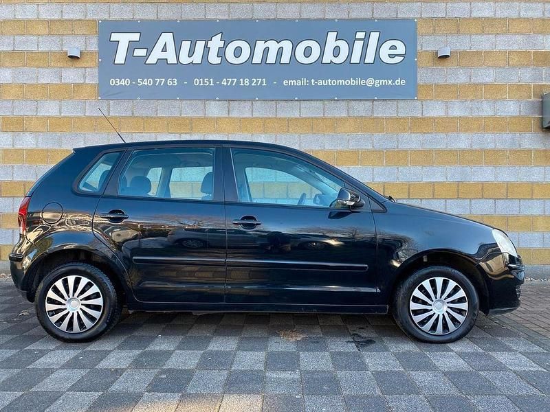 Gebraucht VW Polo Comfortline 60 PS (44 kW) 2009 Schwarz Kleinwagen