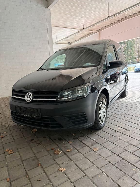 Gebraucht VW Caddy Trendline 150 PS (110 kW) 2019 Schwarz Van / Kleinbus
