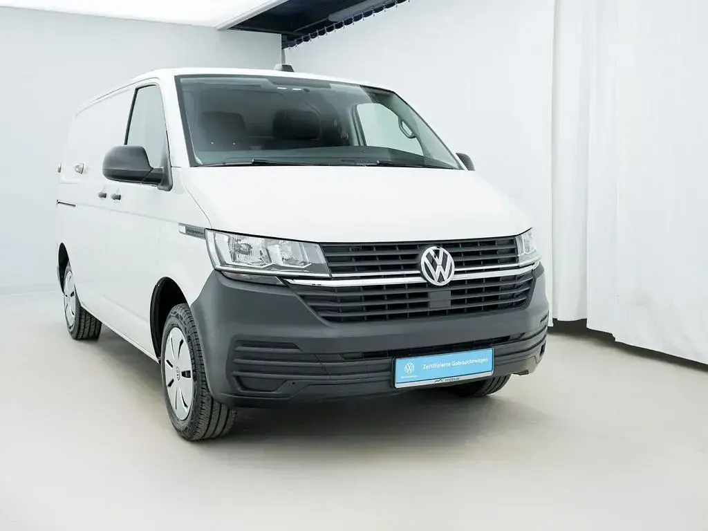 Używany VW T6.1 110 KM (80 kW) 2022 Biały Van