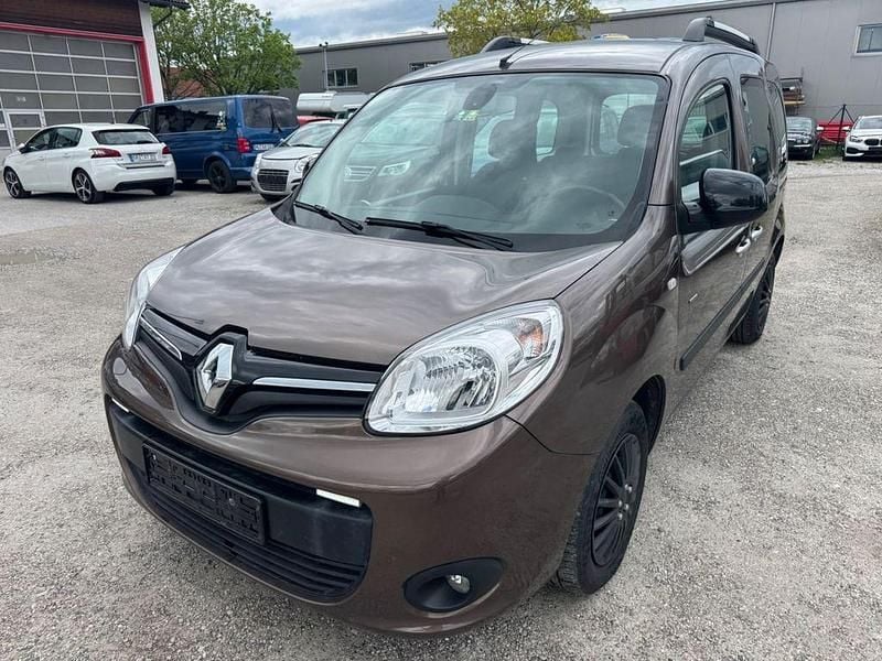 Usado Renault Kangoo LIMITED 114 HP (83 kW) 2017 Castanho Monovolume