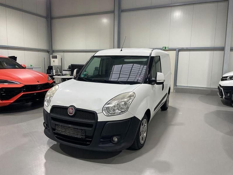 Gebraucht Fiat Doblò 101 PS (74 kW) 2015 Weiß Van / Kleinbus