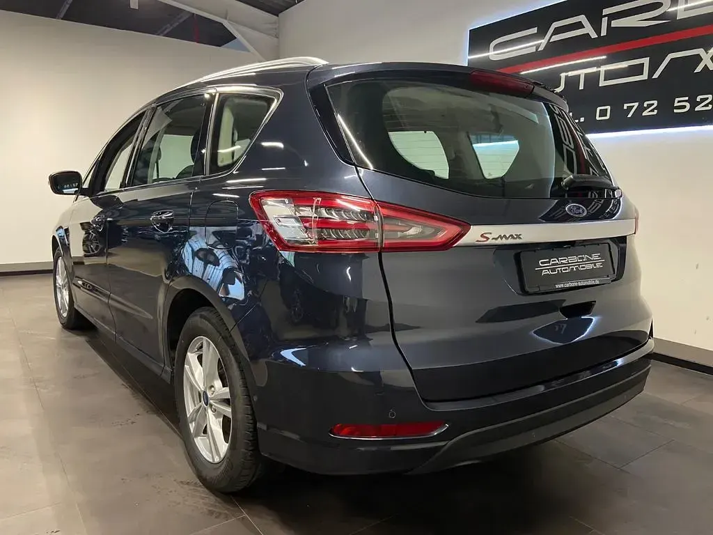 Gebraucht Ford S-MAX Titanium 150 PS (110 kW) 2020 Blau Van / Kleinbus