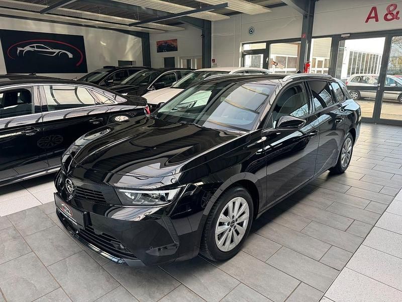 Andere Gebraucht 2024 Opel Astra Elegance Kombi | 18.900 € (Guter Preis) - Bild 1/4