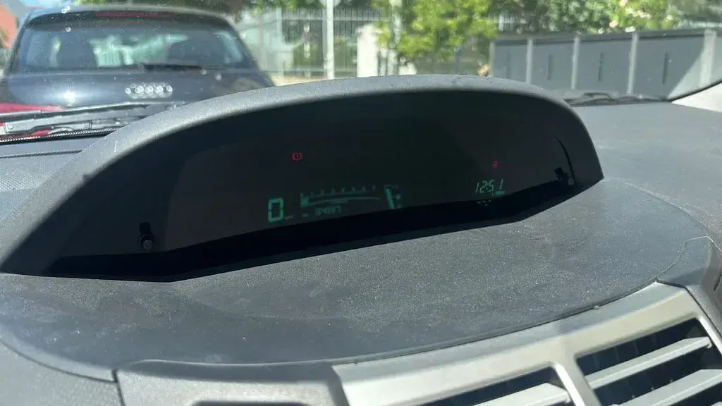 Gebraucht Toyota Yaris Cool 87 PS (63 kW) 2007 Silber Kleinwagen