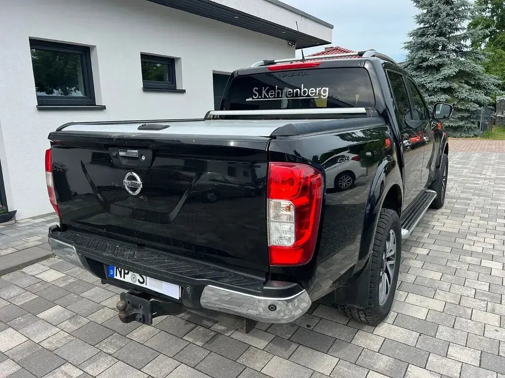 Gebraucht Nissan Navara 360º 190 PS (139 kW) 2016 Schwarz Pickup