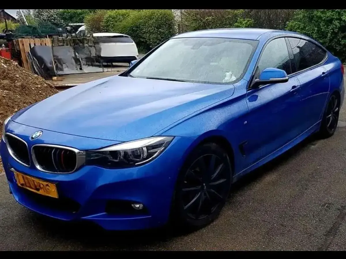 Gebraucht BMW 330 M Sport 252 PS (185 kW) 2017 Blau Limousine