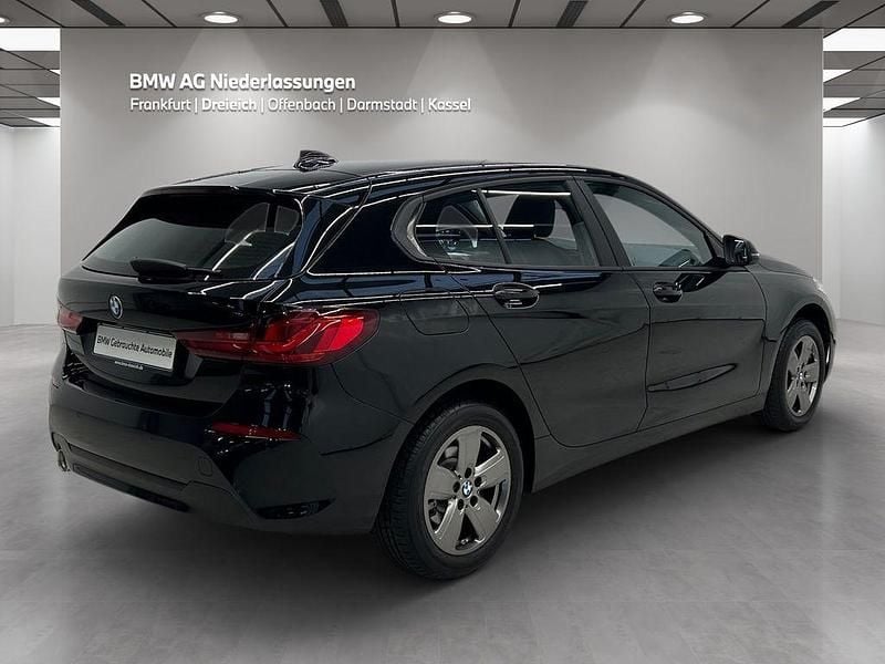 Gebraucht BMW 118 Sport Line 136 PS (100 kW) 2023 Schwarz Kleinwagen
