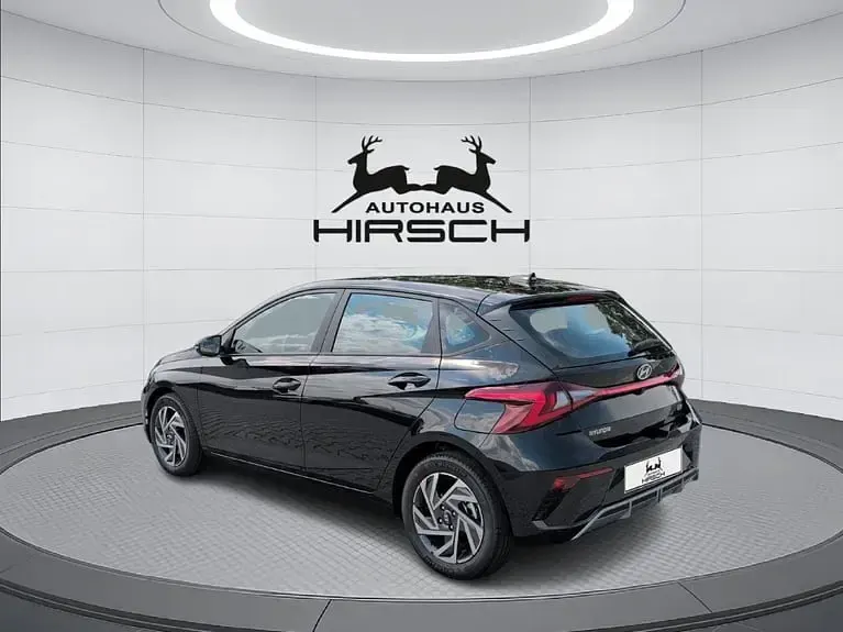 Gebraucht Hyundai i20 Trend 101 PS (74 kW) 2025 Schwarz Kleinwagen