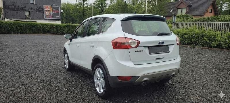 Gebraucht Ford Kuga Titanium 140 PS (102 kW) 2011 Weiß SUV