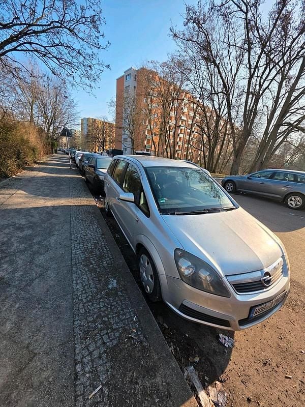 Gebraucht Opel Zafira 2006 Silber Van / Kleinbus