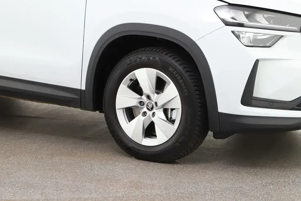 Gebraucht Skoda Kodiaq Selection 150 PS (110 kW) 2025 Moonweiss metallic SUV