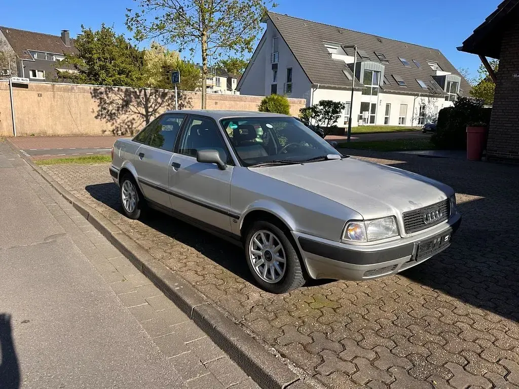 Gebraucht Audi 80 116 PS (85 kW) 1993 Grau Kombi