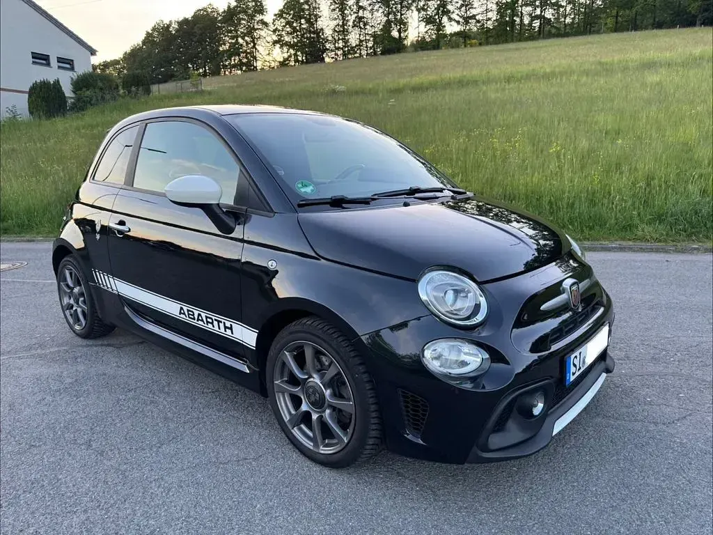Gebraucht Abarth 595 145 PS (106 kW) 2019 Schwarz Kleinwagen