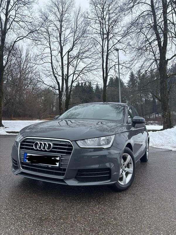 Gebraucht Audi A1 95 PS (69 kW) 2017 Grau Kleinwagen