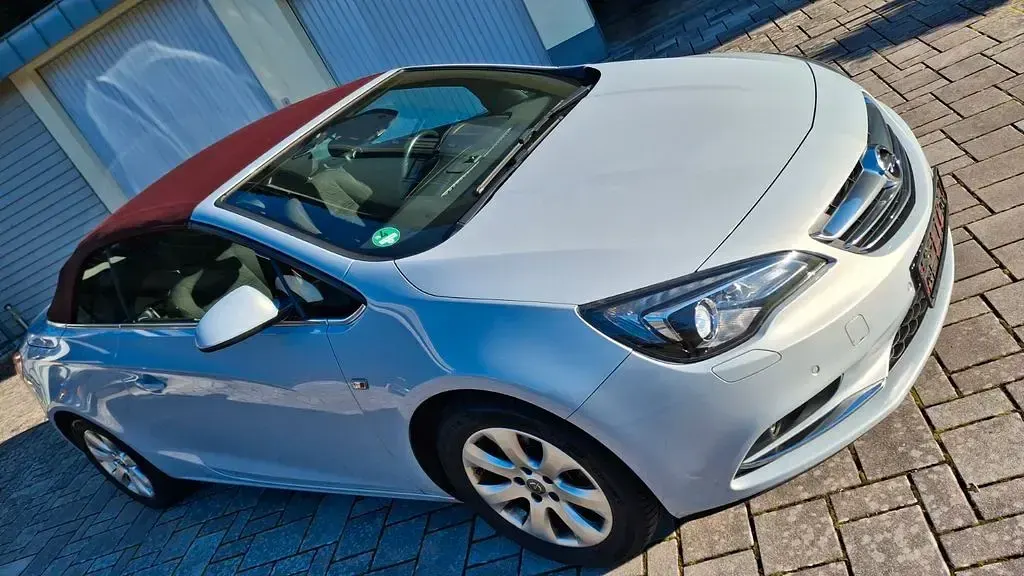 Gebraucht Opel Cascada Innovation 170 PS (125 kW) 2014 Cabrio