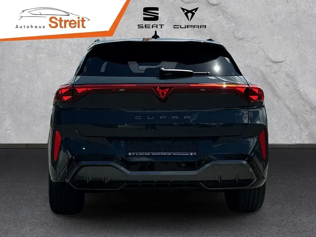 Neu Cupra Terramar VZ 272 PS (200 kW) 2026 Blau SUV