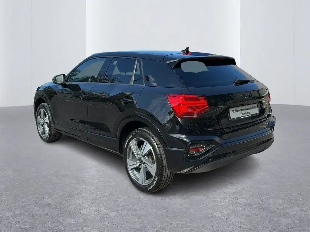 Używany Audi Q2 Advanced 150 KM (110 kW) 2024 Czarny SUV