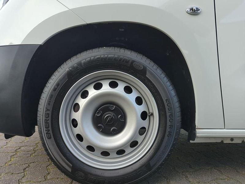 Gebraucht Opel Combo Edition 110 PS (80 kW) 2021 Weiß Limousine