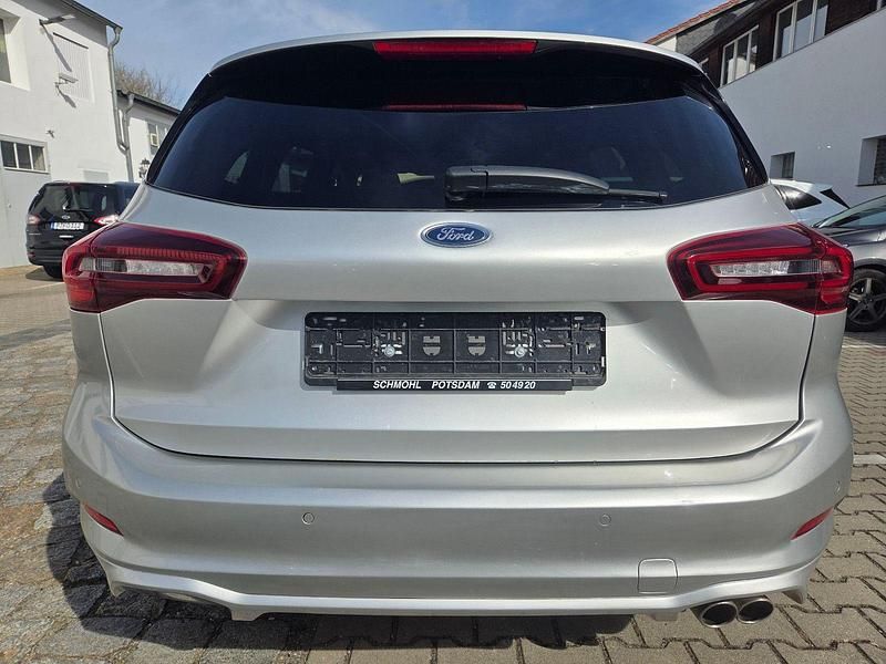 Gebraucht Ford Focus ST-Line 125 PS (91 kW) 2023 Silber Kombi