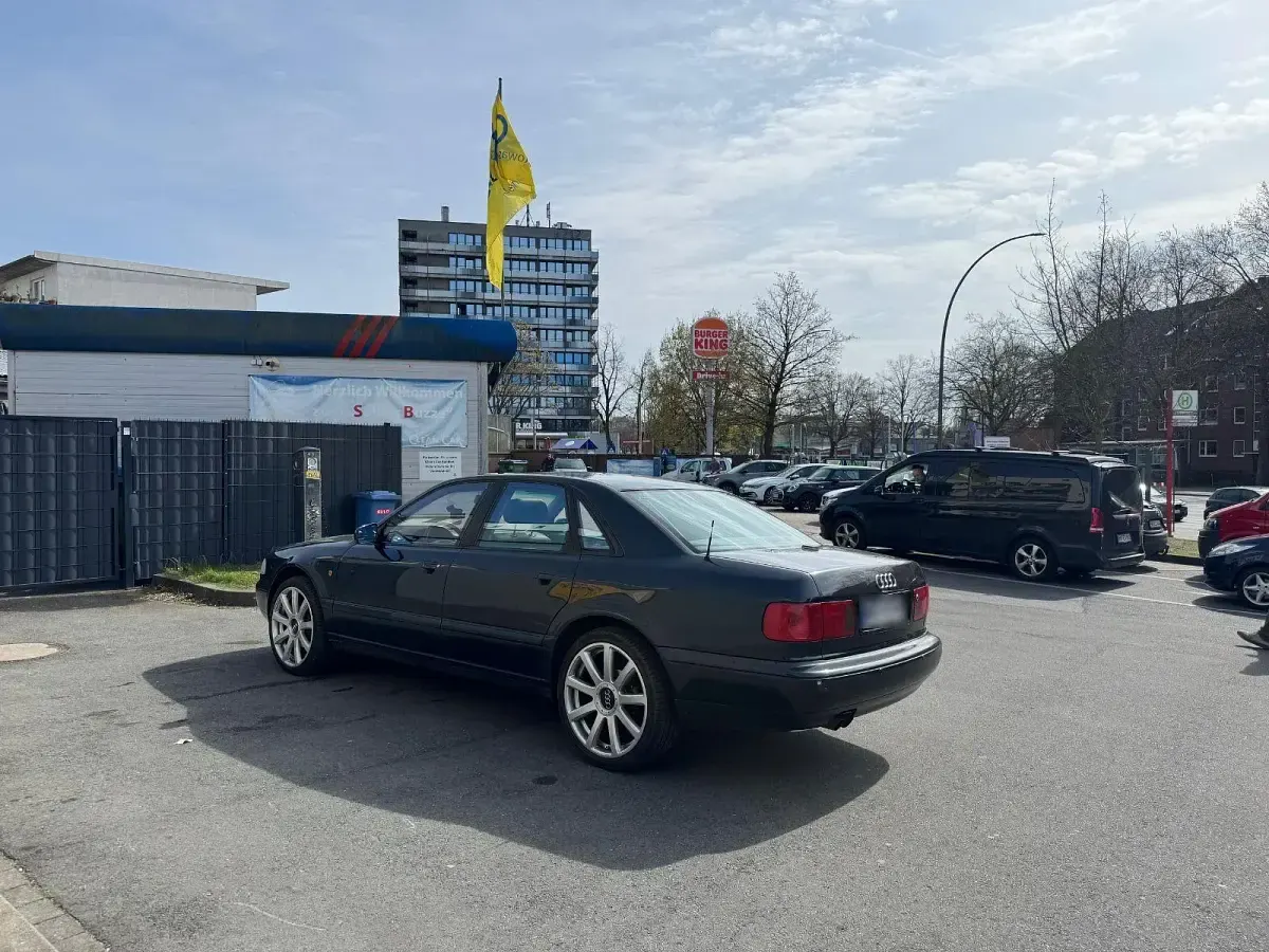Gebraucht Audi A8 299 PS (219 kW) 1998 Schwarz Limousine
