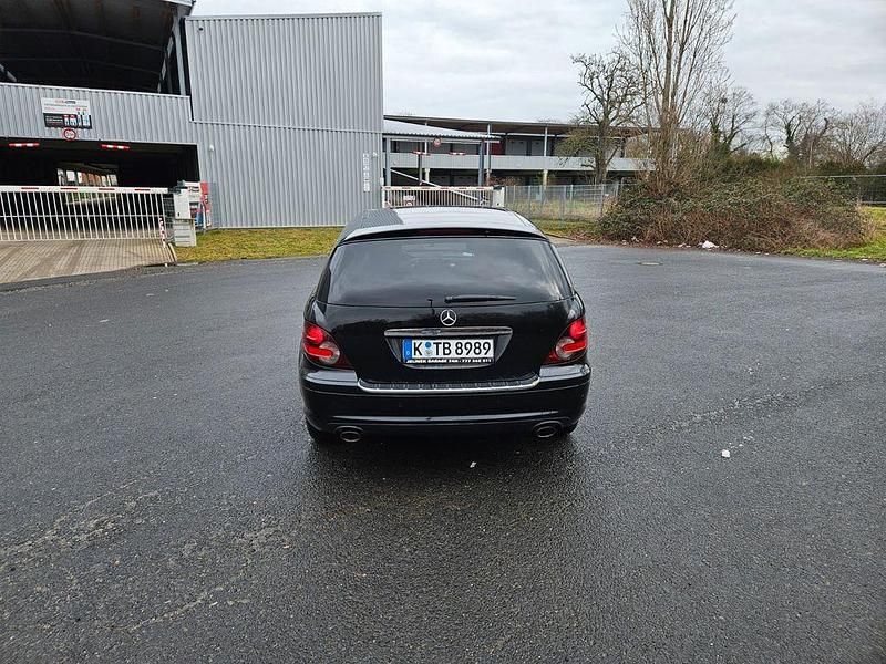 Gebraucht Mercedes R350 272 PS (200 kW) 2008 Schwarz Van / Kleinbus