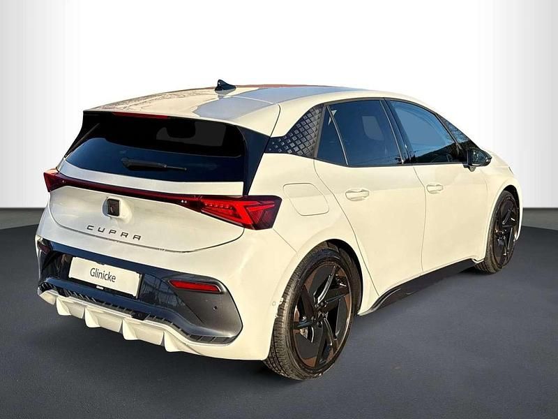 Gebraucht Cupra Born 169 kW (231 PS) 2023 Eisweiß Kleinwagen