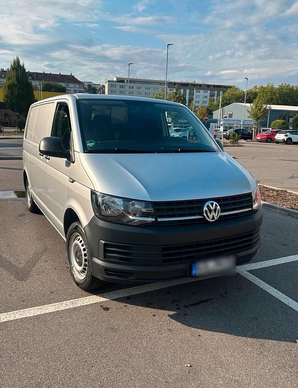 Silber Gebraucht 2018 VW Transporter Van | 9.800 € - Bild 1/4